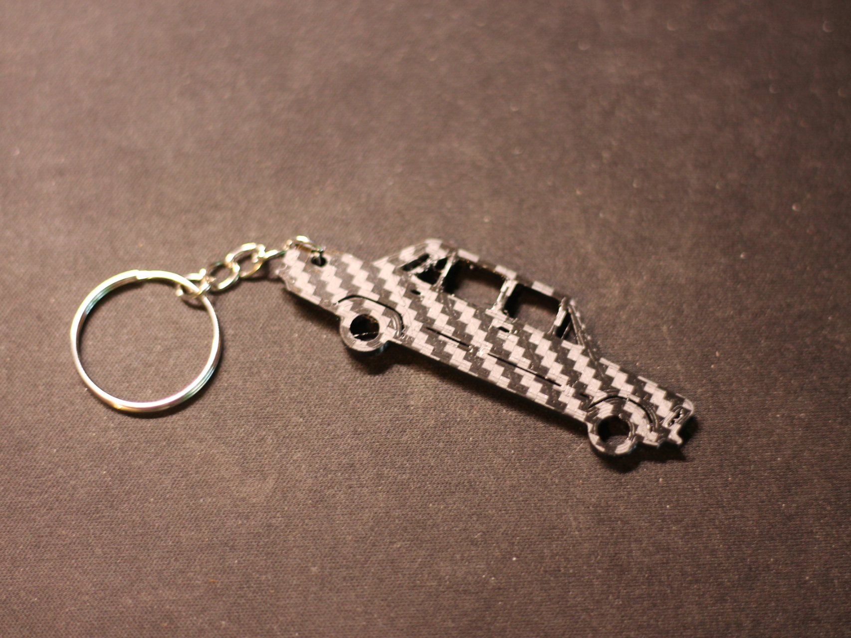FIAT 125P MALUCH KEYCHAIN