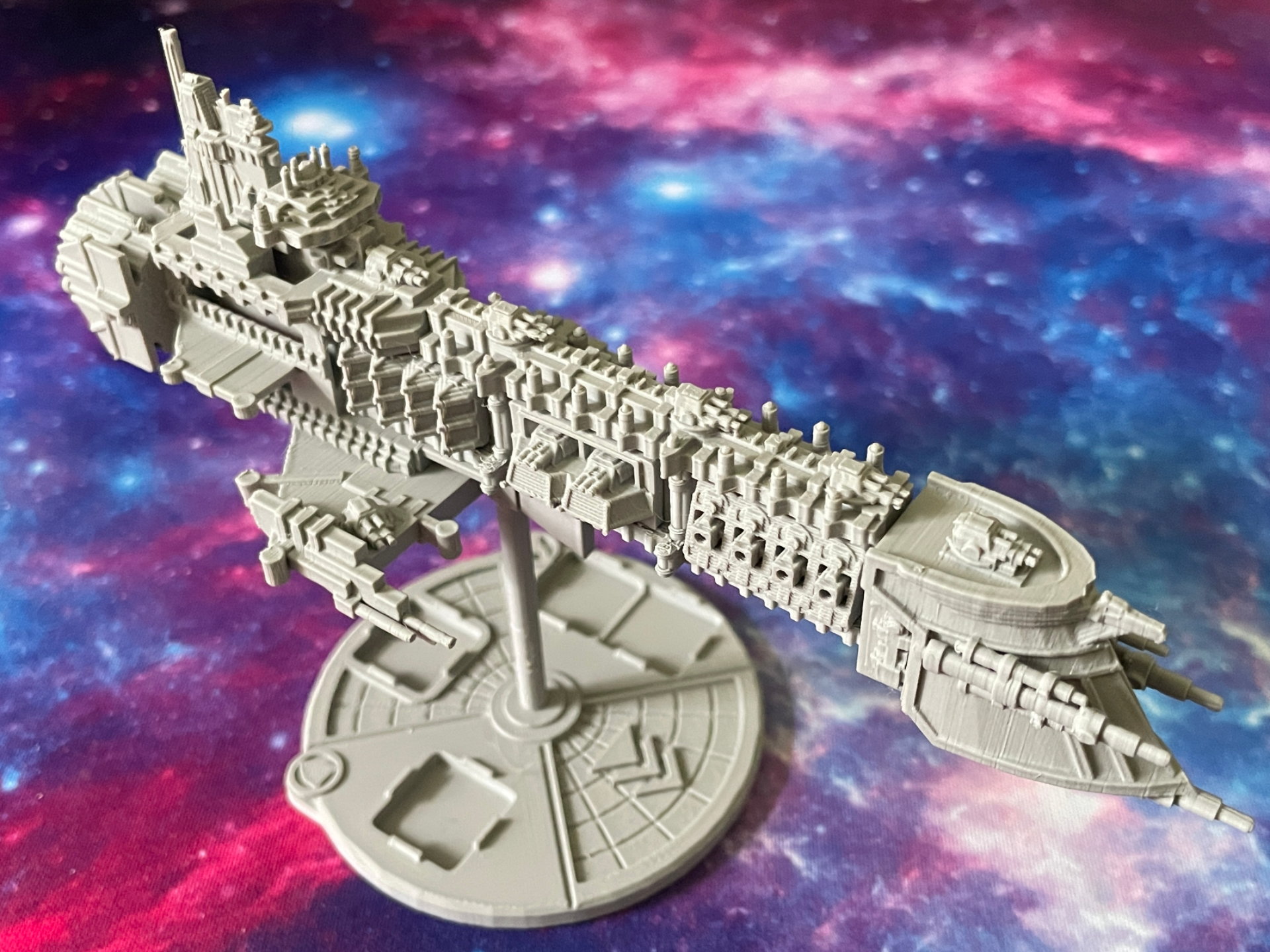 BFG Imperial Navy Oberon Class Battleship