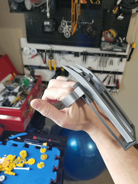 Wolverine Claws -Retractable,Spring-loaded,Trigger