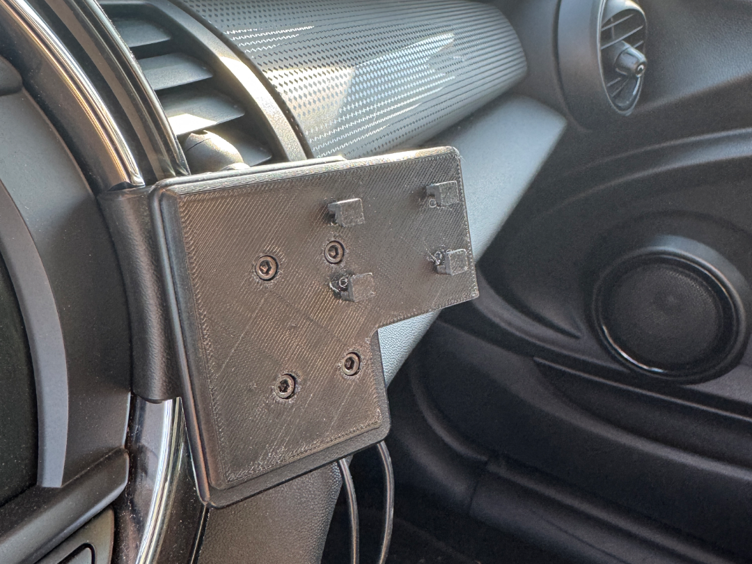 Adapter Plate - ProClip Mount to Touchscreen