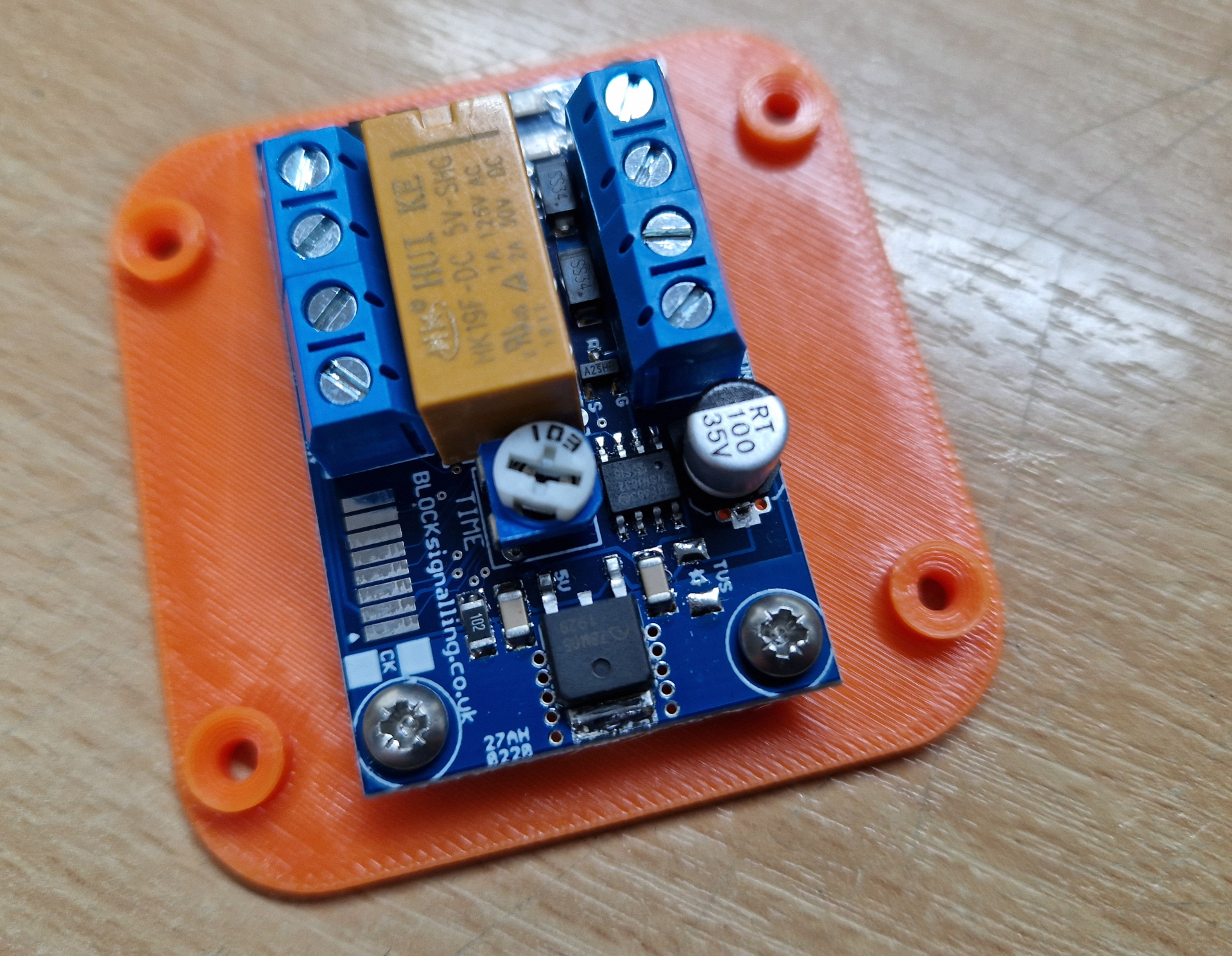 Block Signalling DC Shuttle PCB Board Holding Back Plate