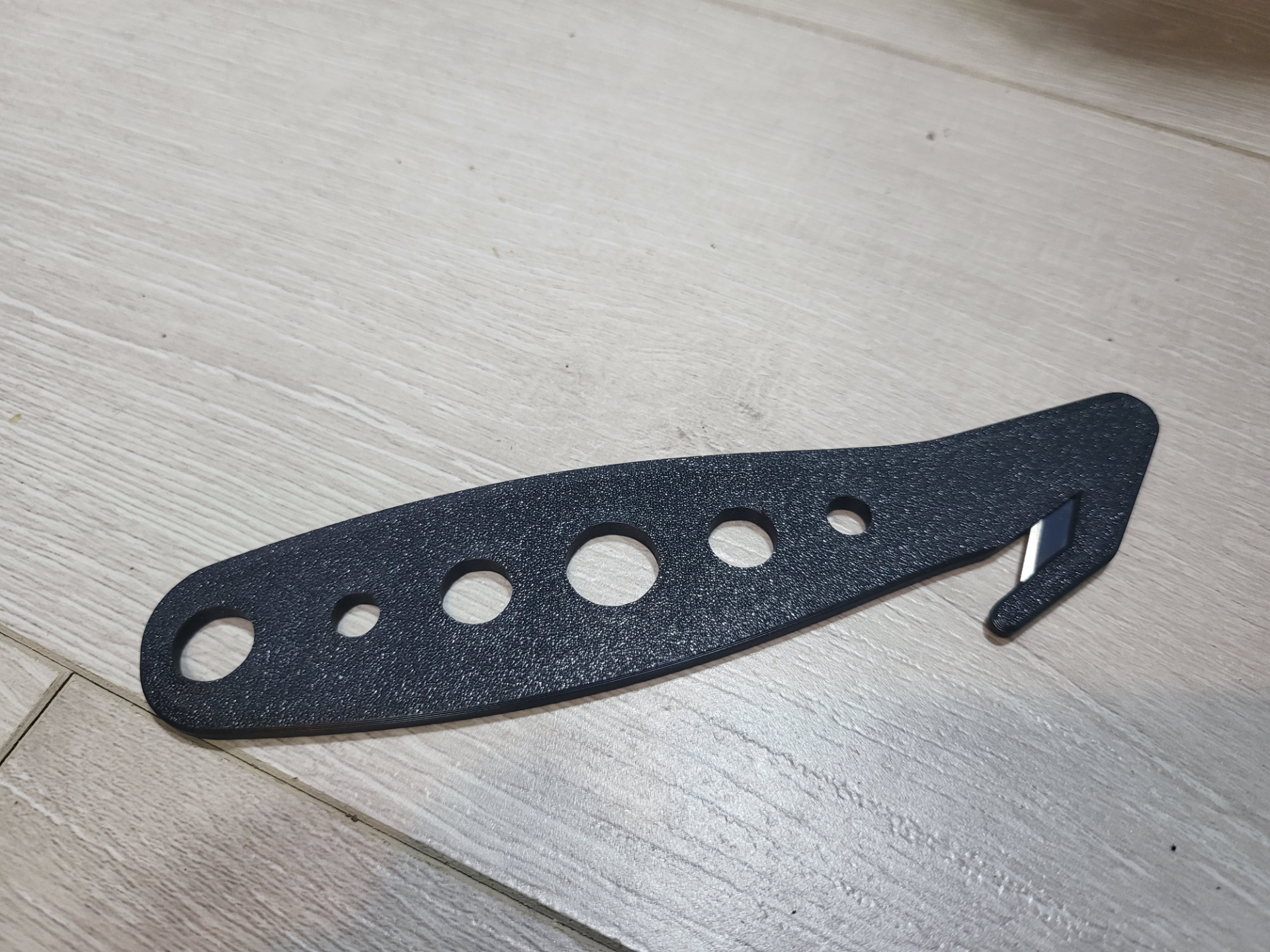 Safety Cutter With Embedded Blade (READ DESCRIPTION!)