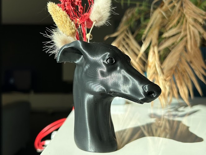 Galgo vase