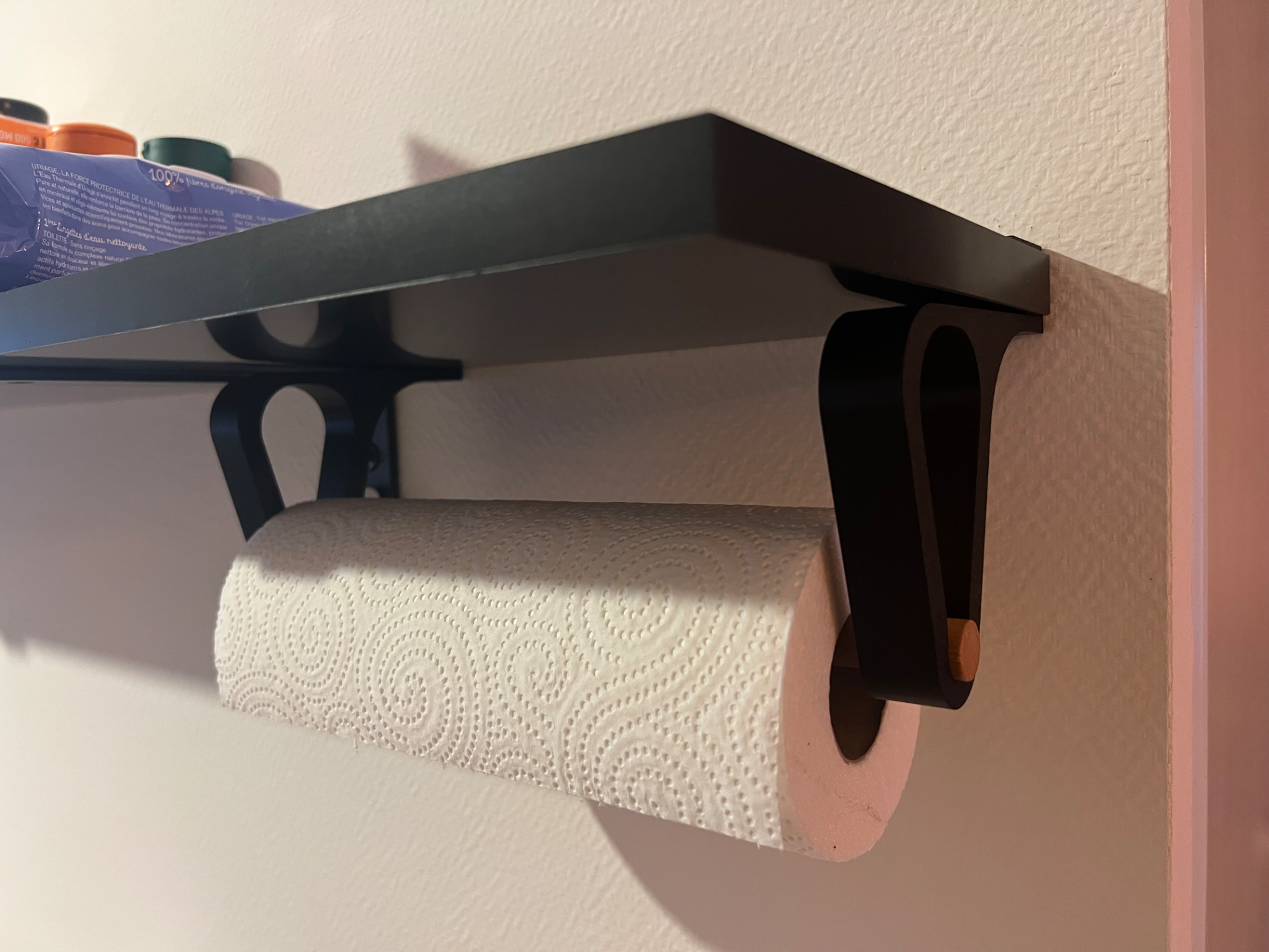 Under-shelf paper towel holder