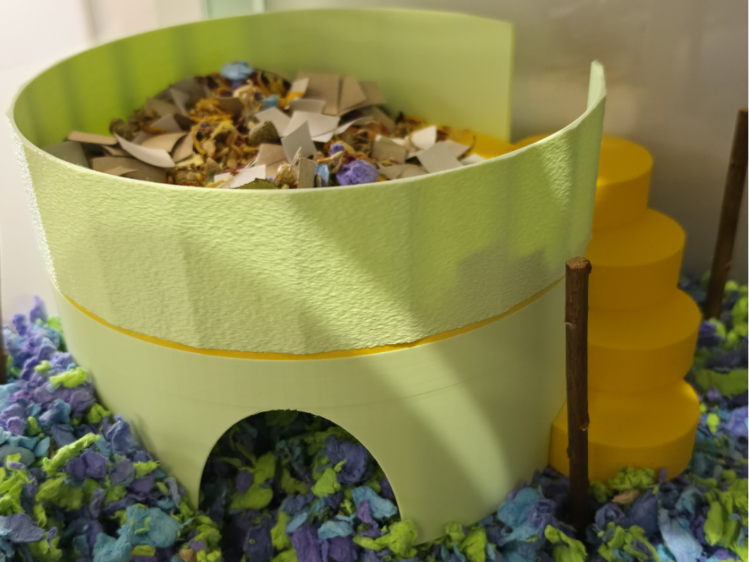 Hamster Hide with Foraging Roof