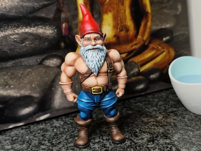 HEMAN Gartenzwerg – Der muskulöseste Gartenzwerg!