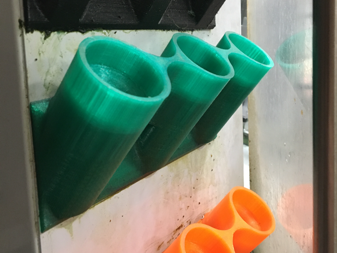 TTS tool cabinet holder