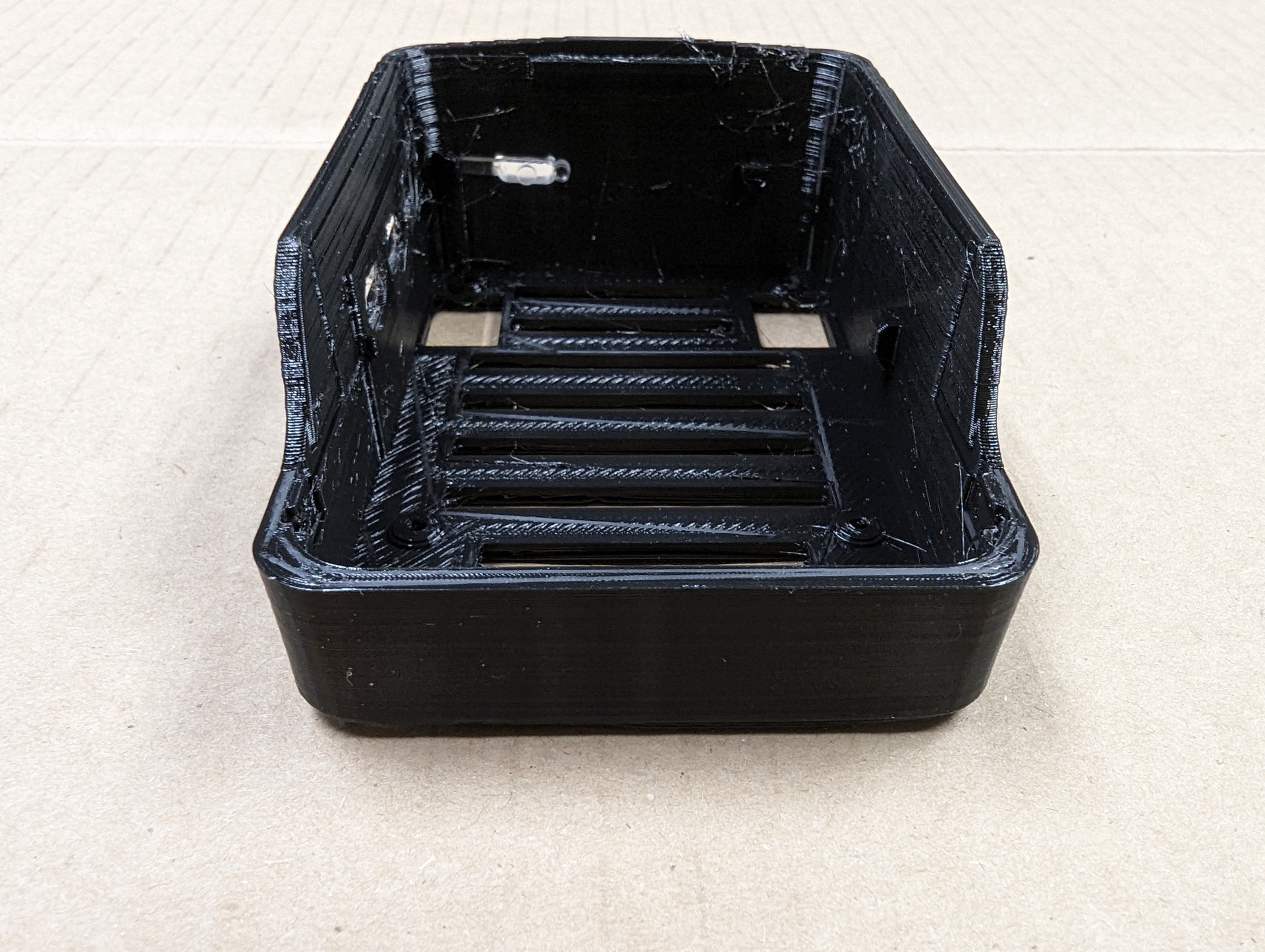 Raspberry Pi5 pimoroni SSD case bottom