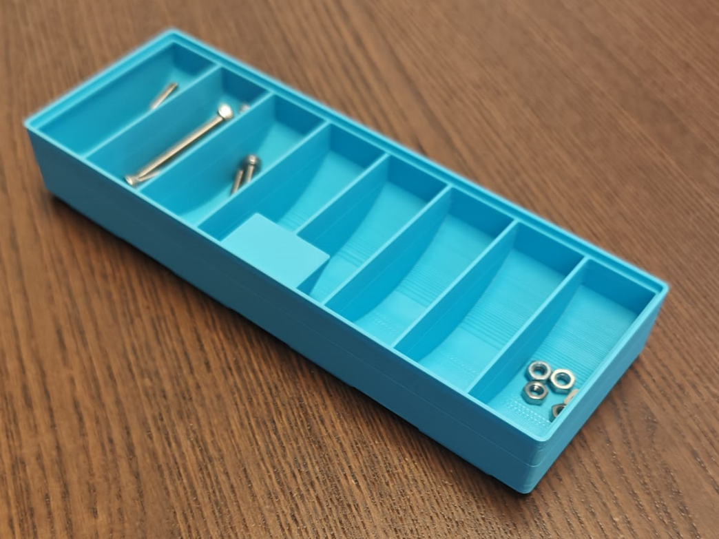 Raaco Carry Lite Box with Dividers