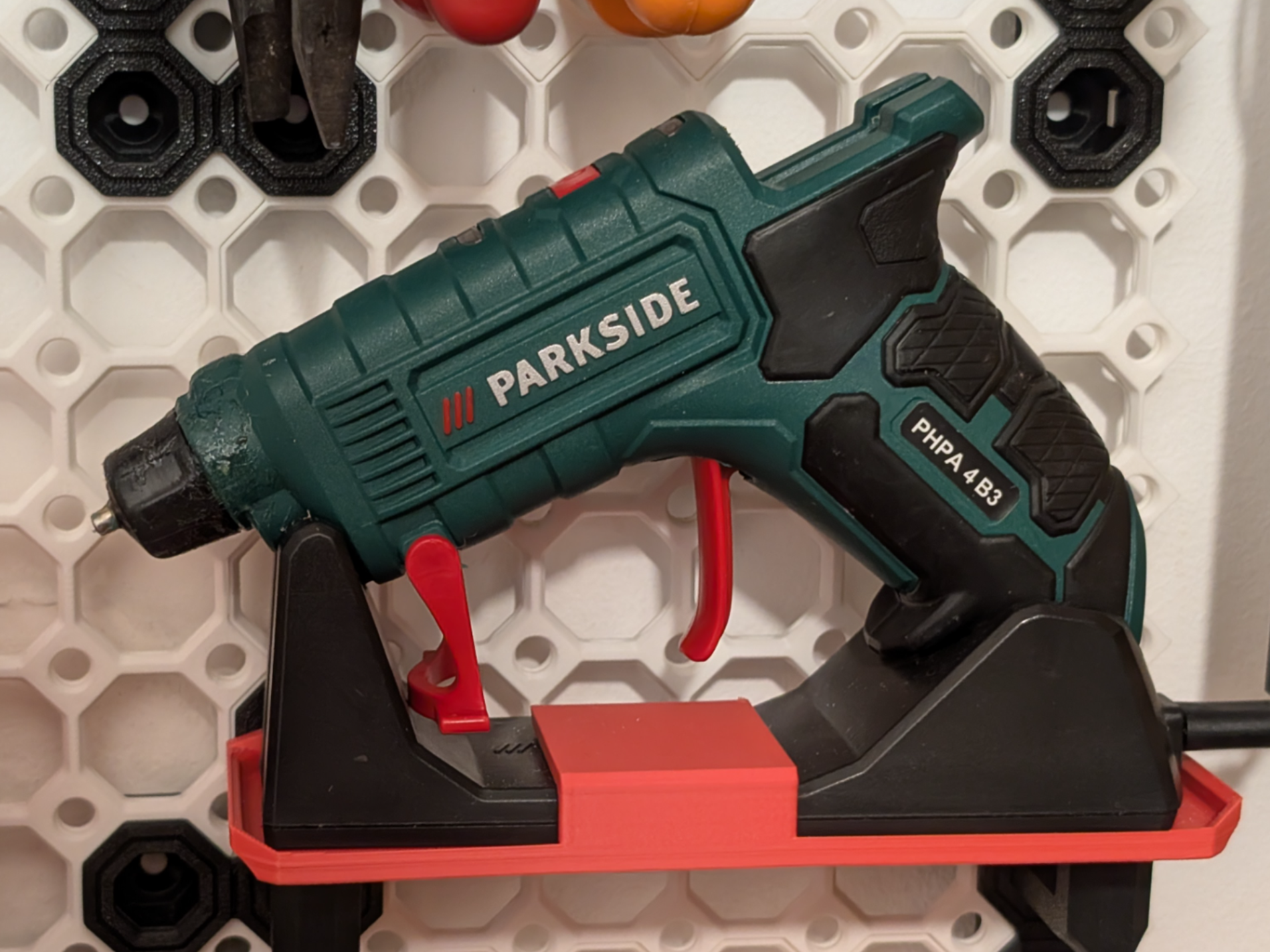 Hotglue Holder for Multiboard