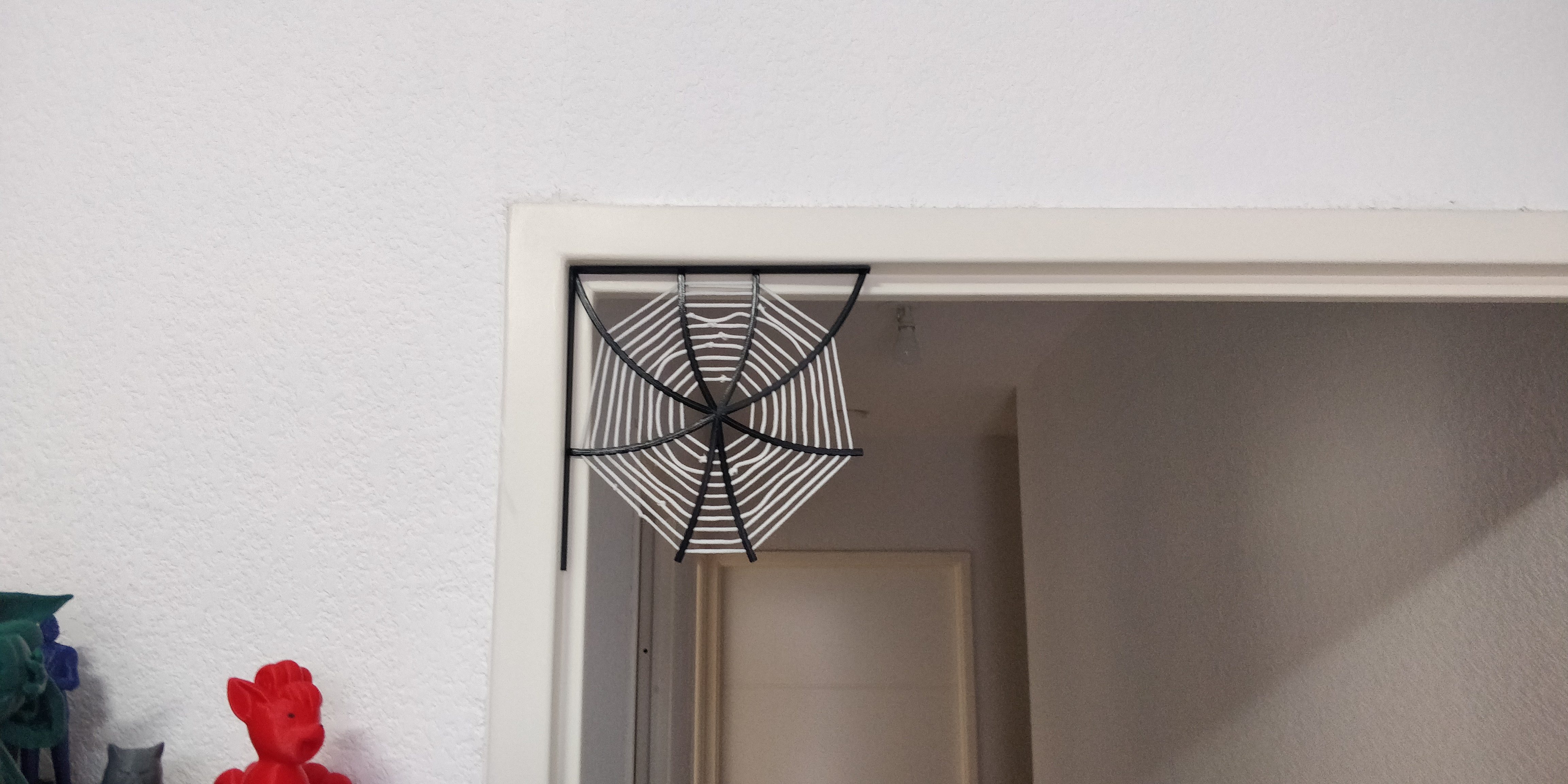 Halloween - seconde vie à vos ficelles de masque !