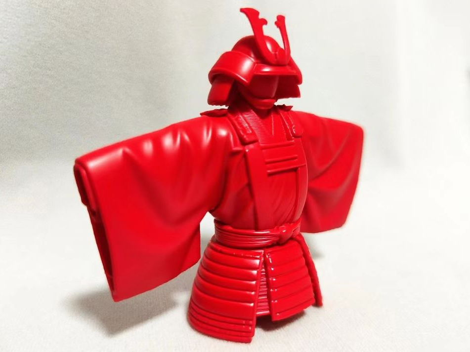 On the Eve of Expedition - The samurai's Armor