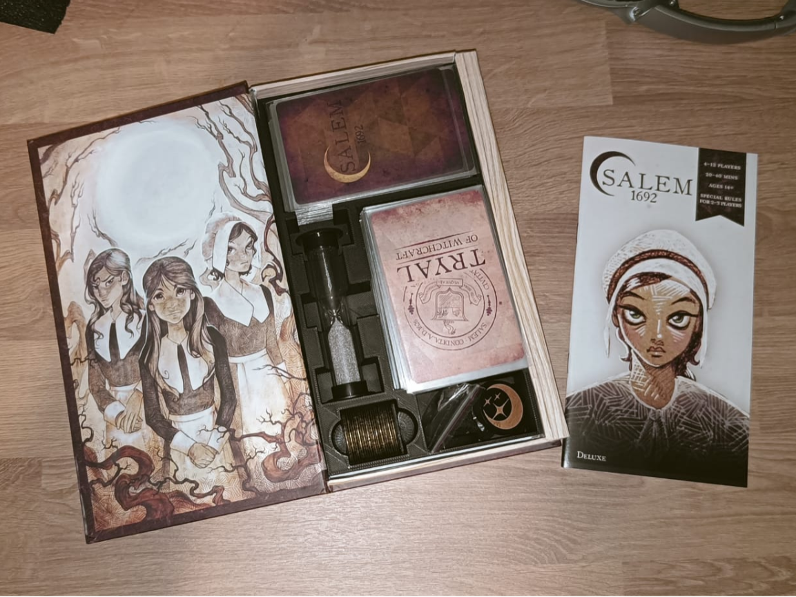 Salem 1692 insert - Sleeved cards + upgrade