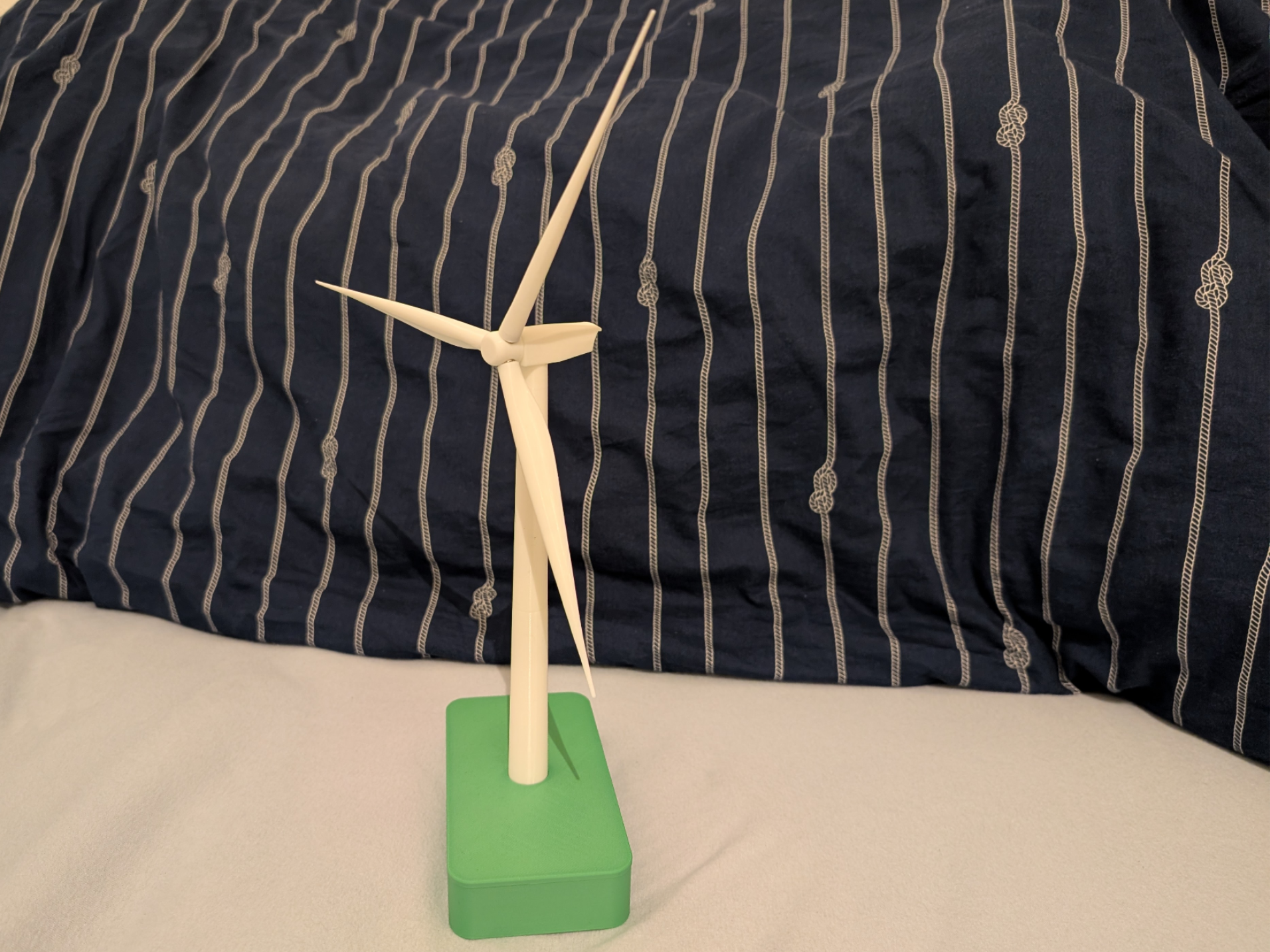 Wind Turbine Mini Model Senvion, CarryVersion Box