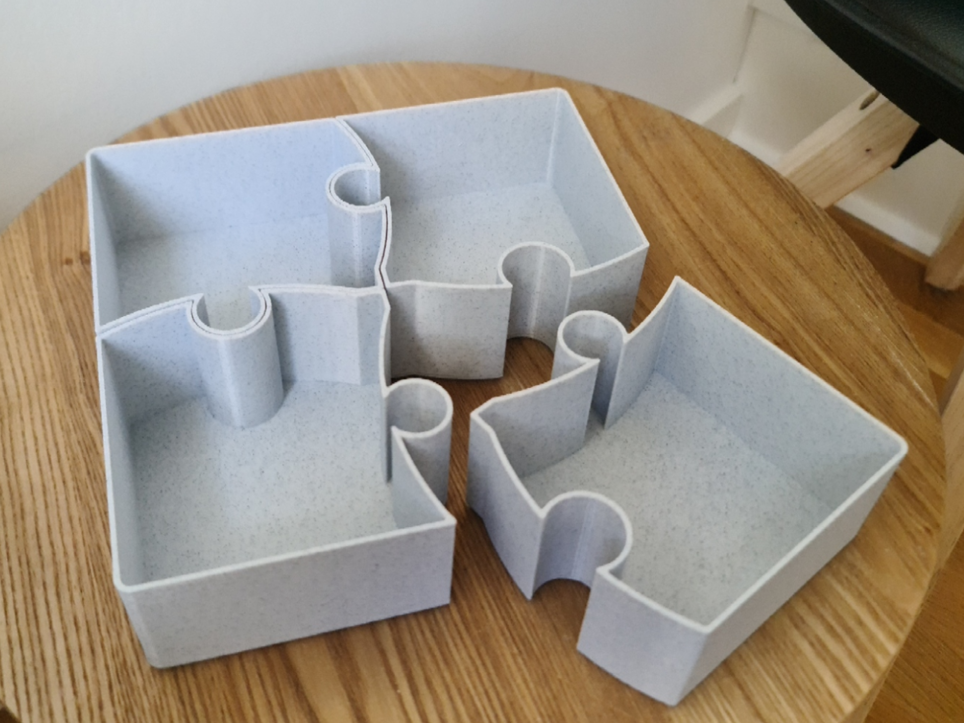 Puzzle storrage stackable