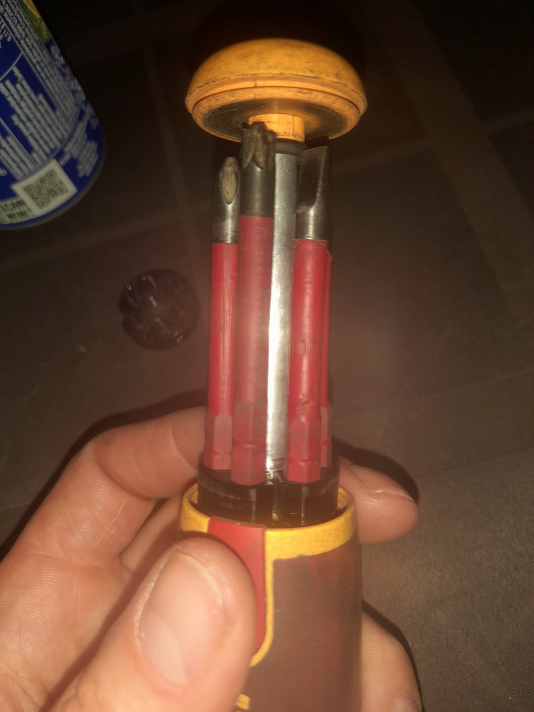 Wiha screwdriver bitholder.
