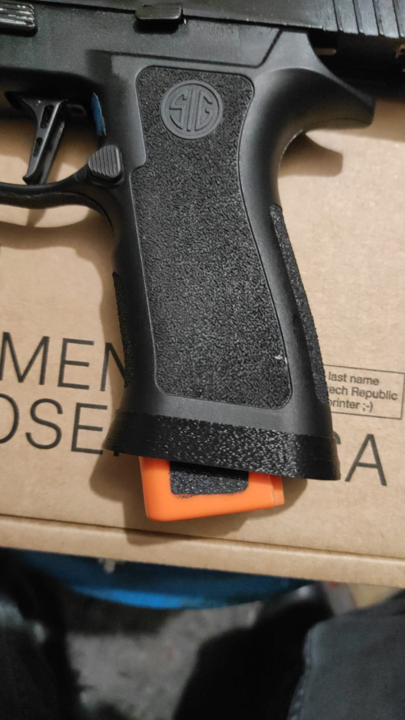 p320 Magwell
