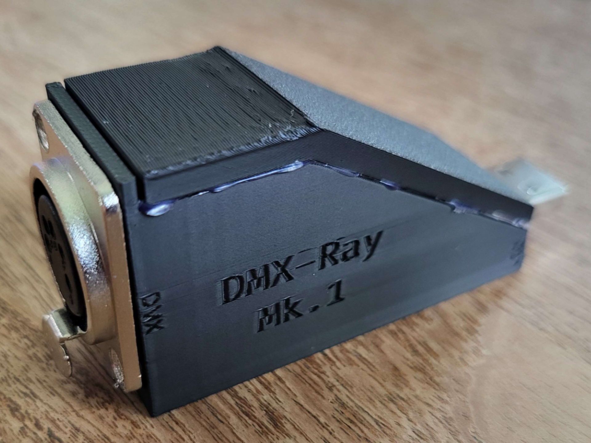DMX-Ray: DMX to USB adapter for $10