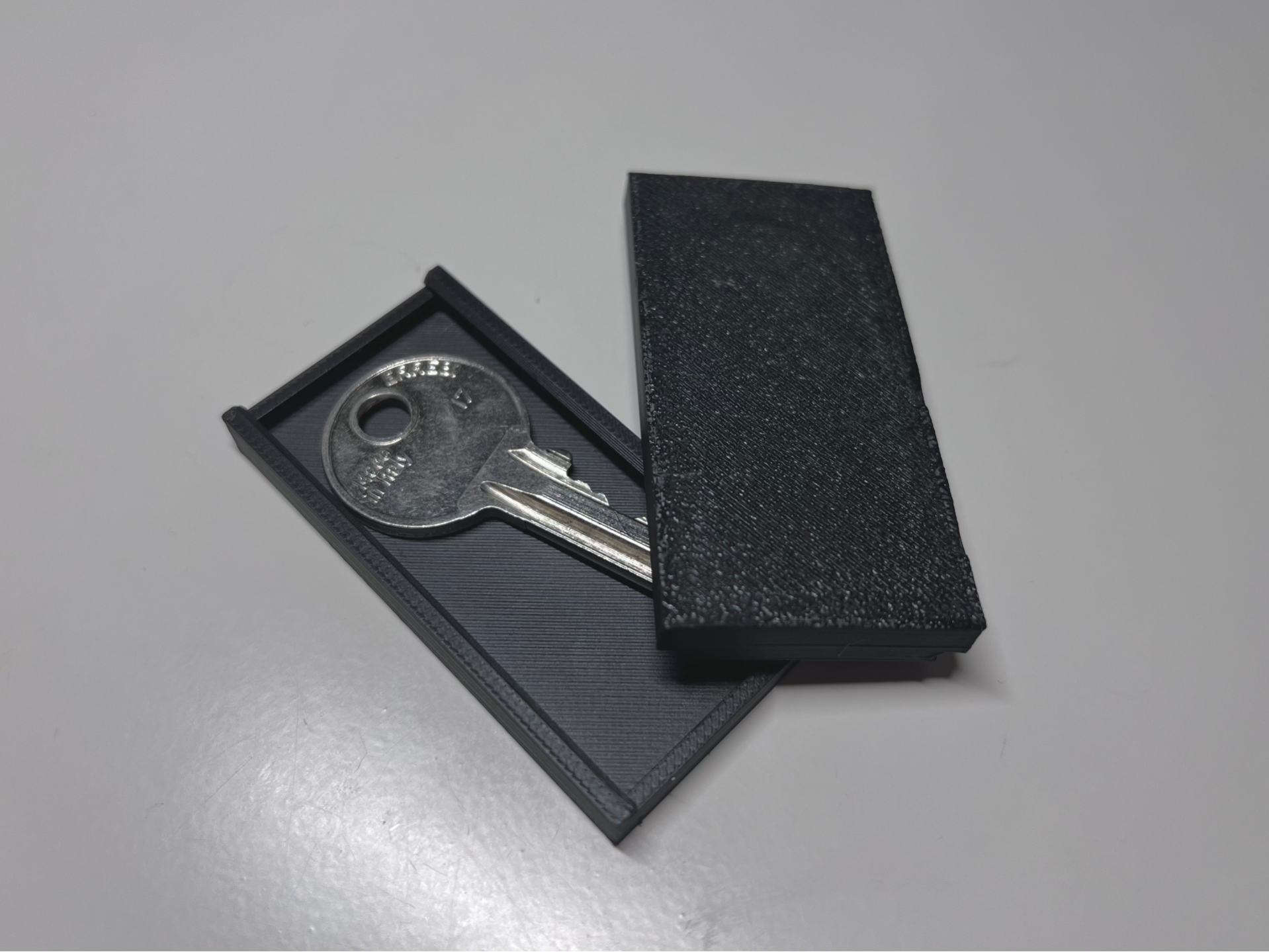 Hidden key box with magnets