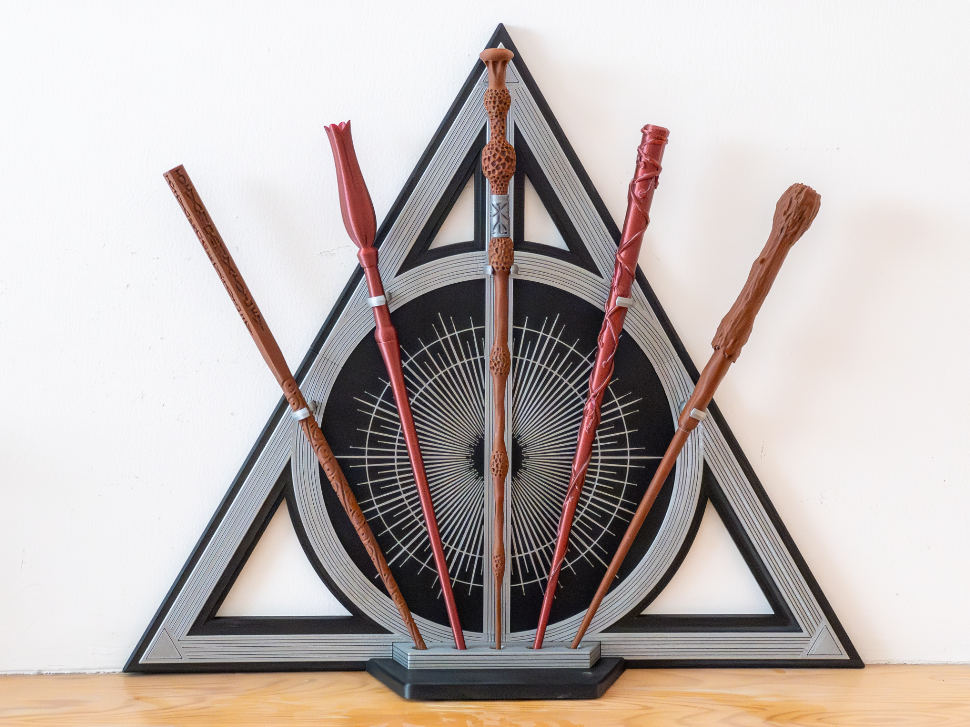Wand Stand - Deathly Hallows