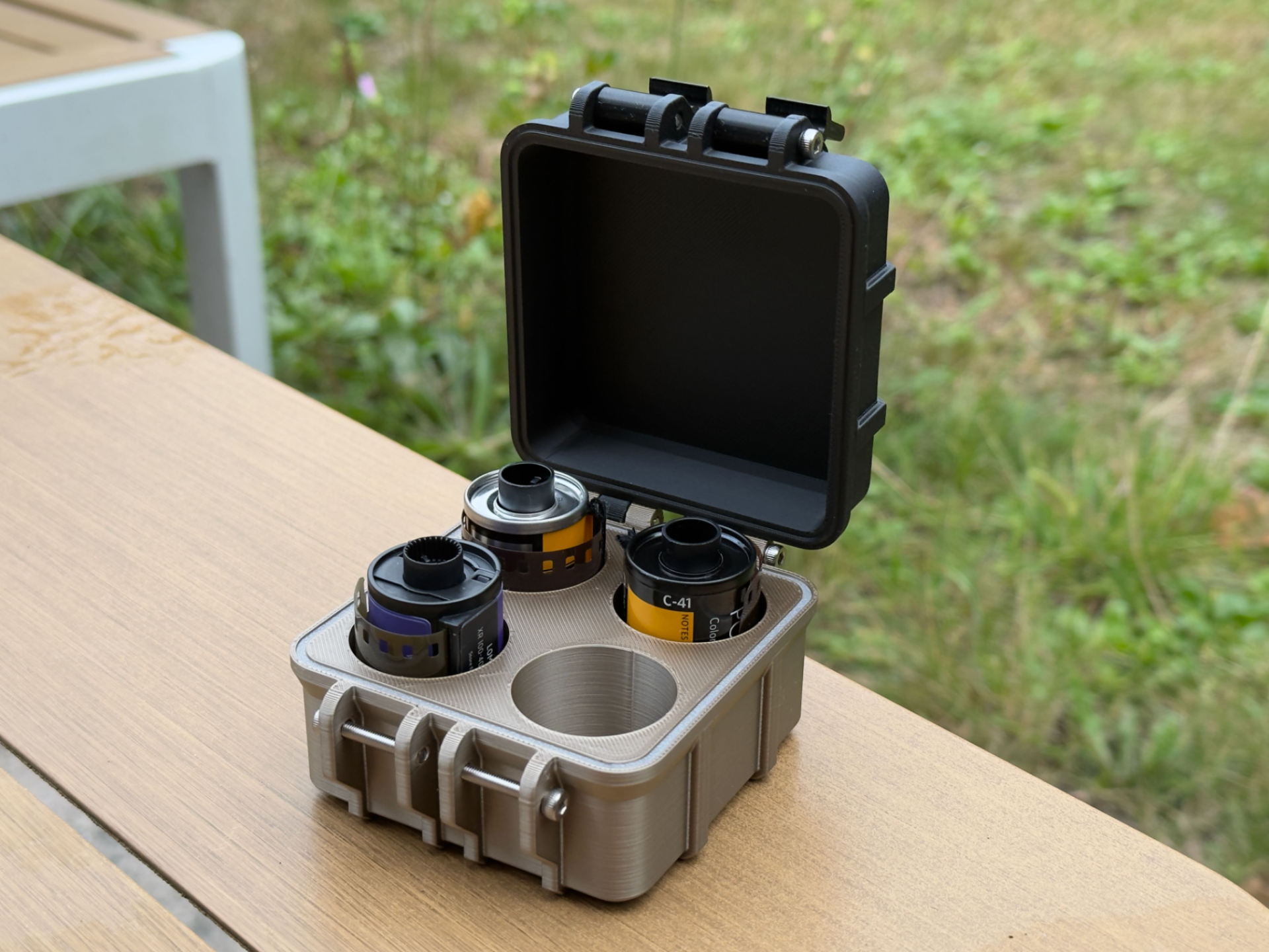 4 x 35mm Film Rugged Travel Box