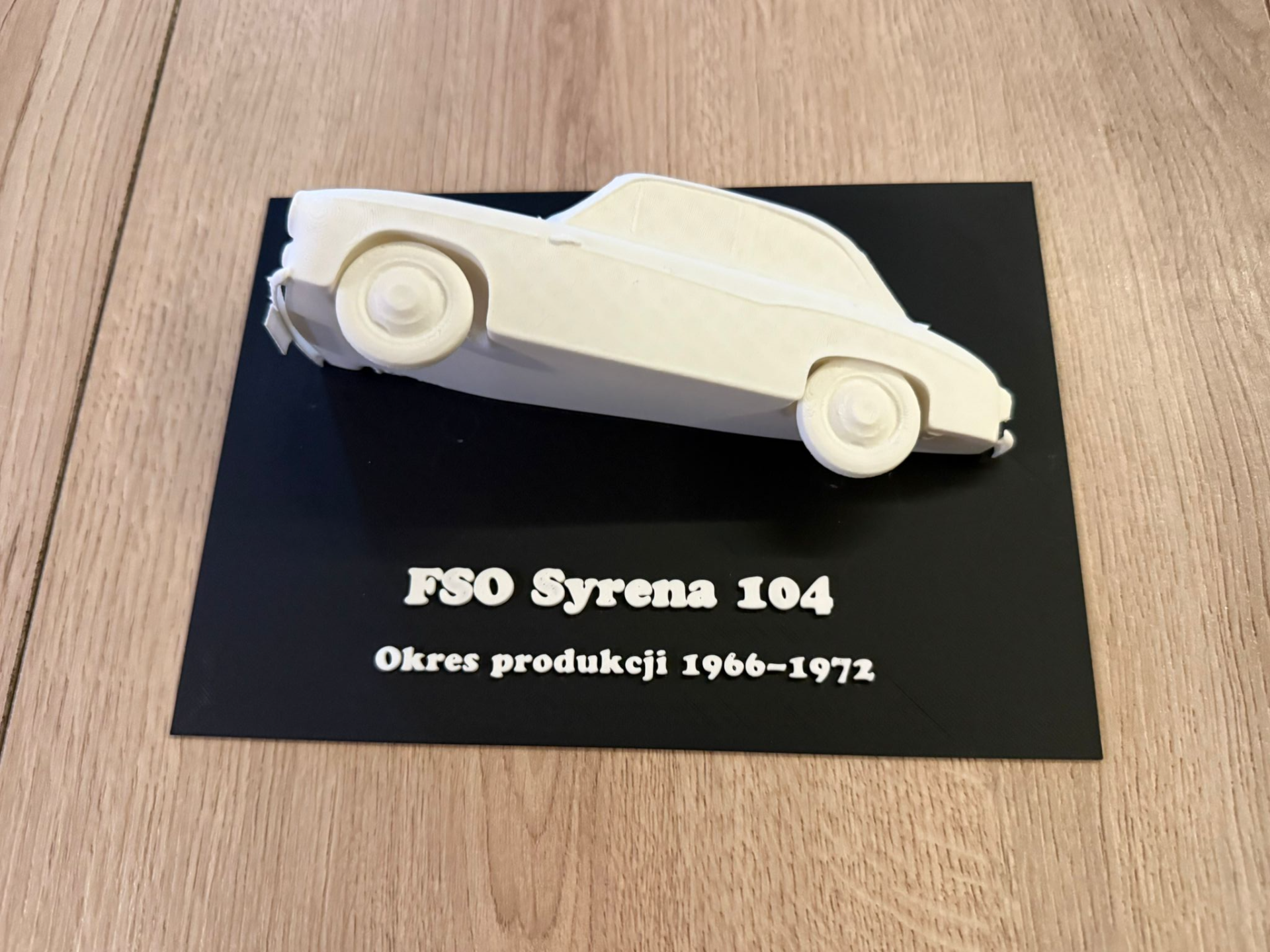FSO Syrena 104 – Display Plate