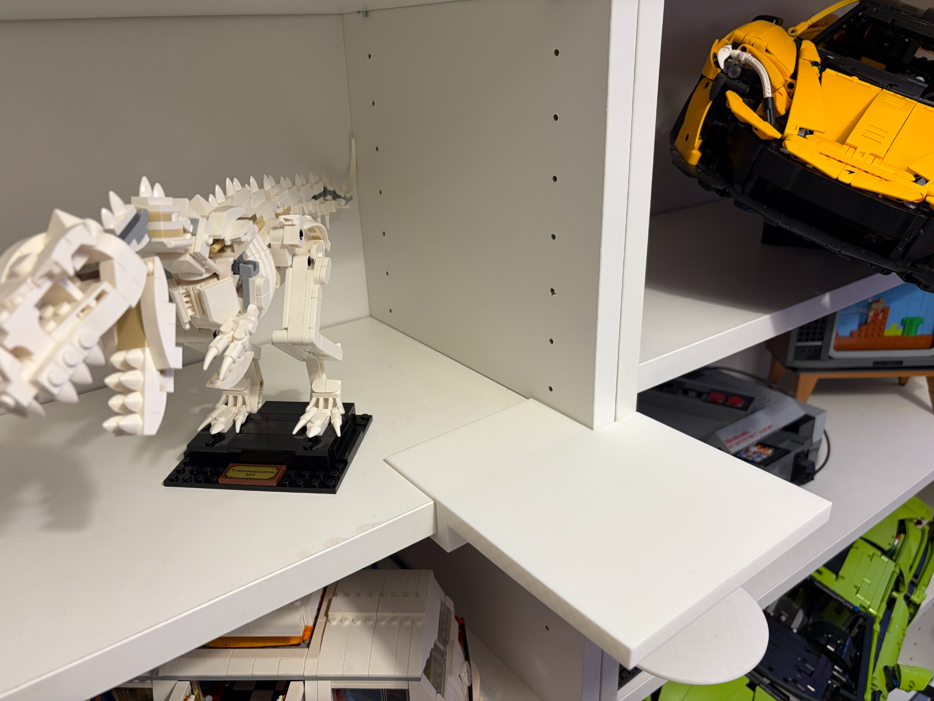 Extension of the IKEA Billy Shelf