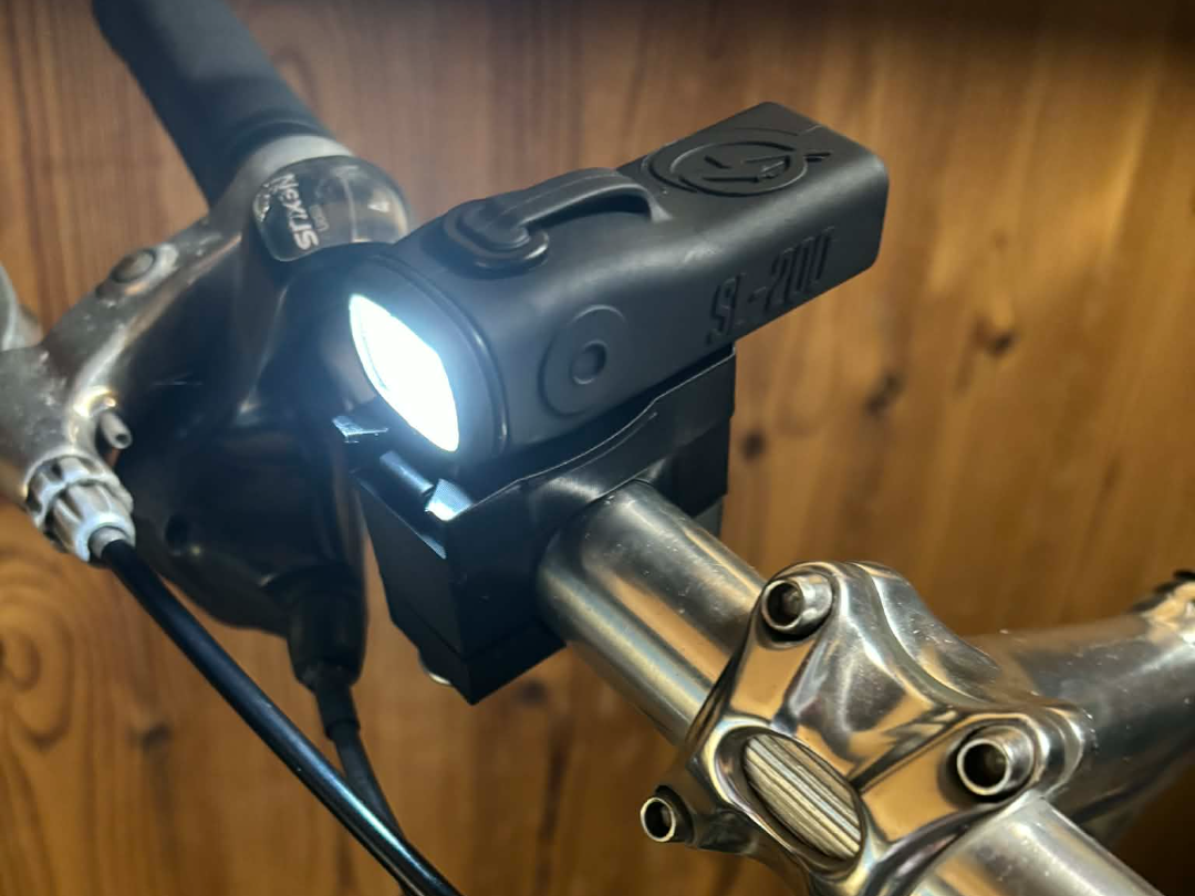 Shredlight sl-200 bicycle light holder
