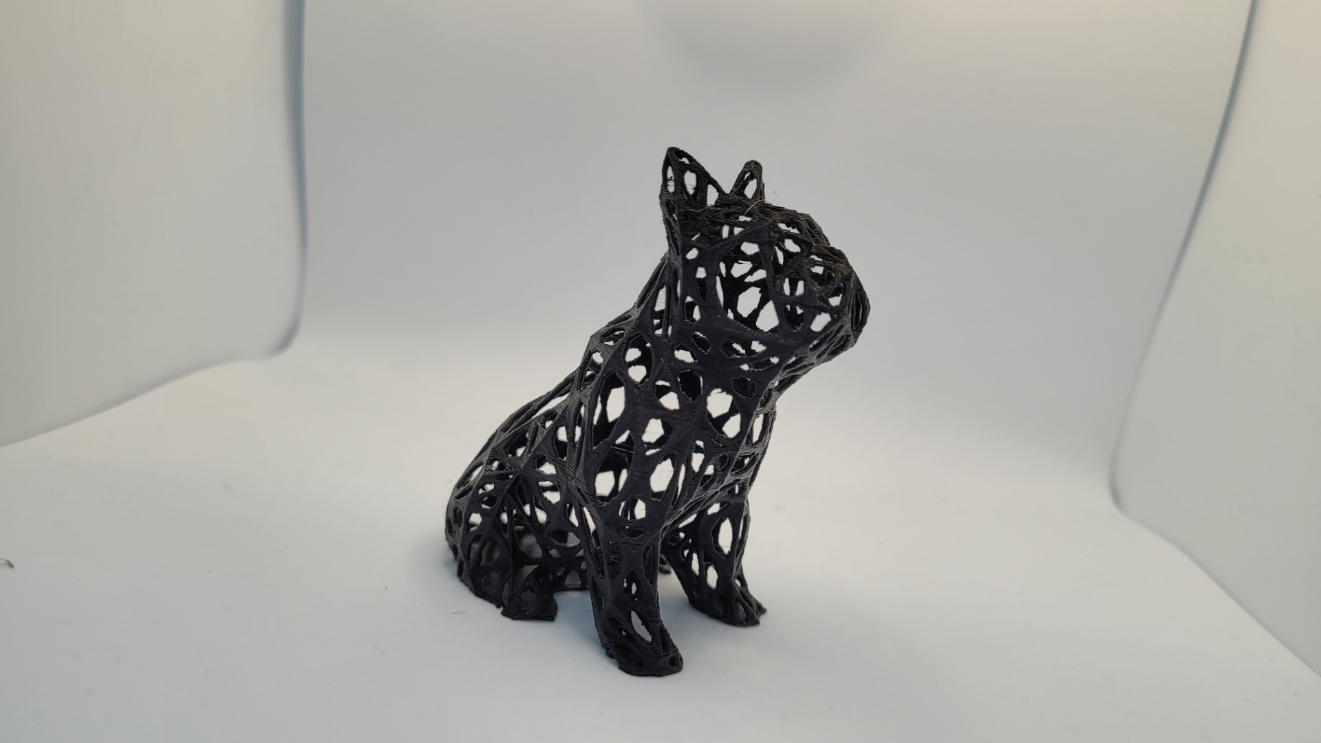 Frenchie / French Bulldog Voronoi remix