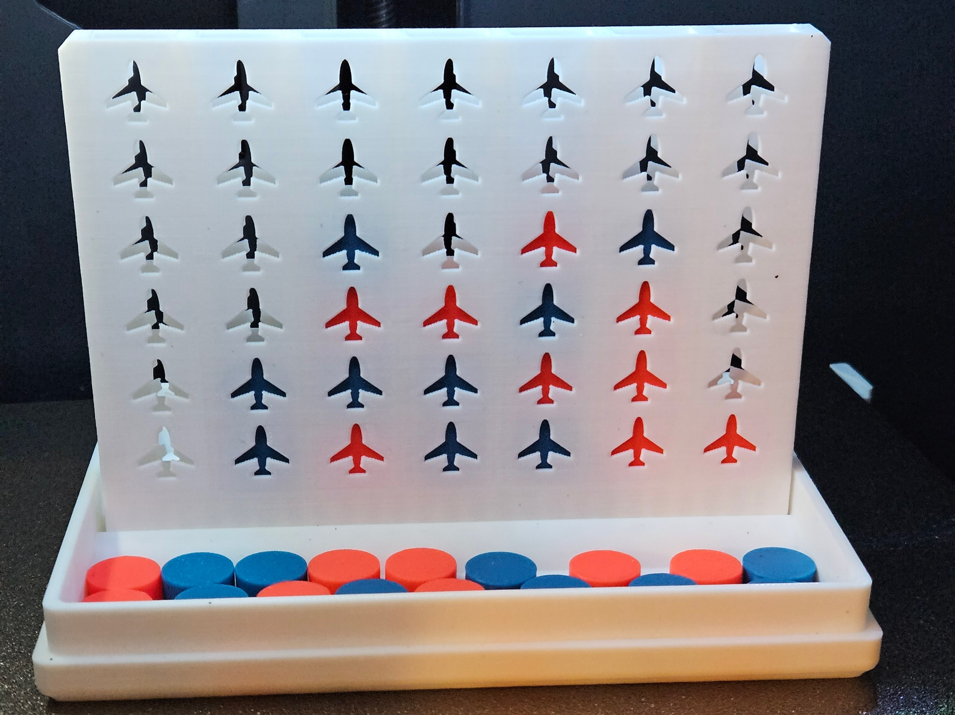 4-In-A-Row Planes