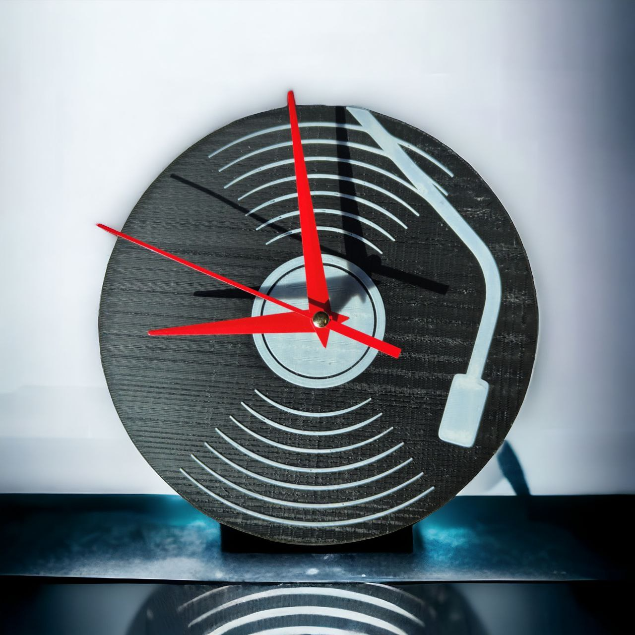 LP clock 2