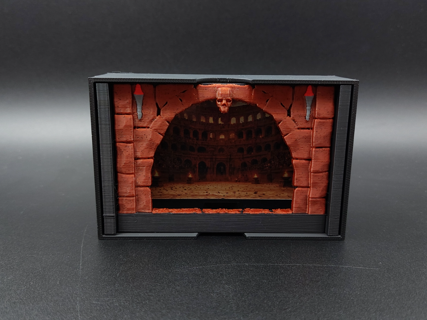Miniaturen Box mit Kartenhalter und Diorama Optik