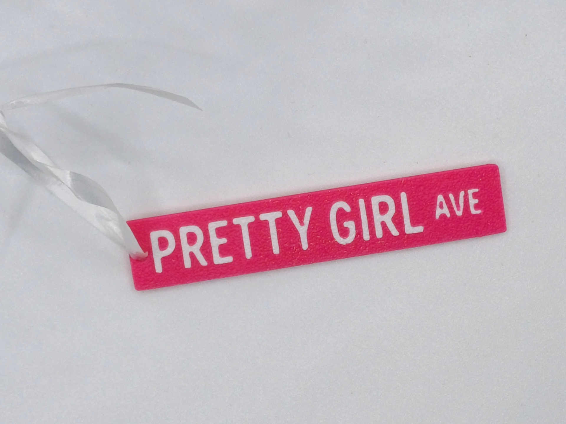 Pretty Girl Avenue Keychain Sabrina Carpenter