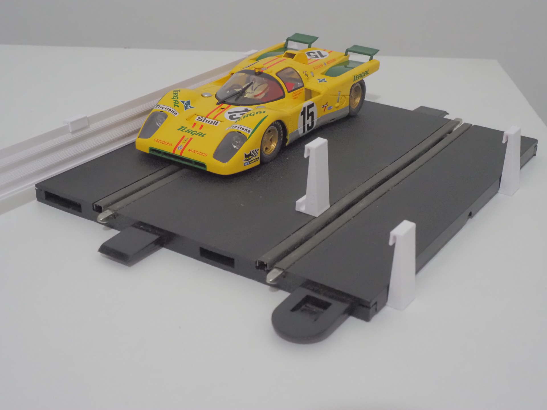 Guardrail e colonnina di sostegno per Scalextric