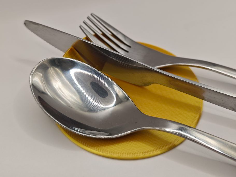 Minimalist Cutlery Rest & Organizer Disc