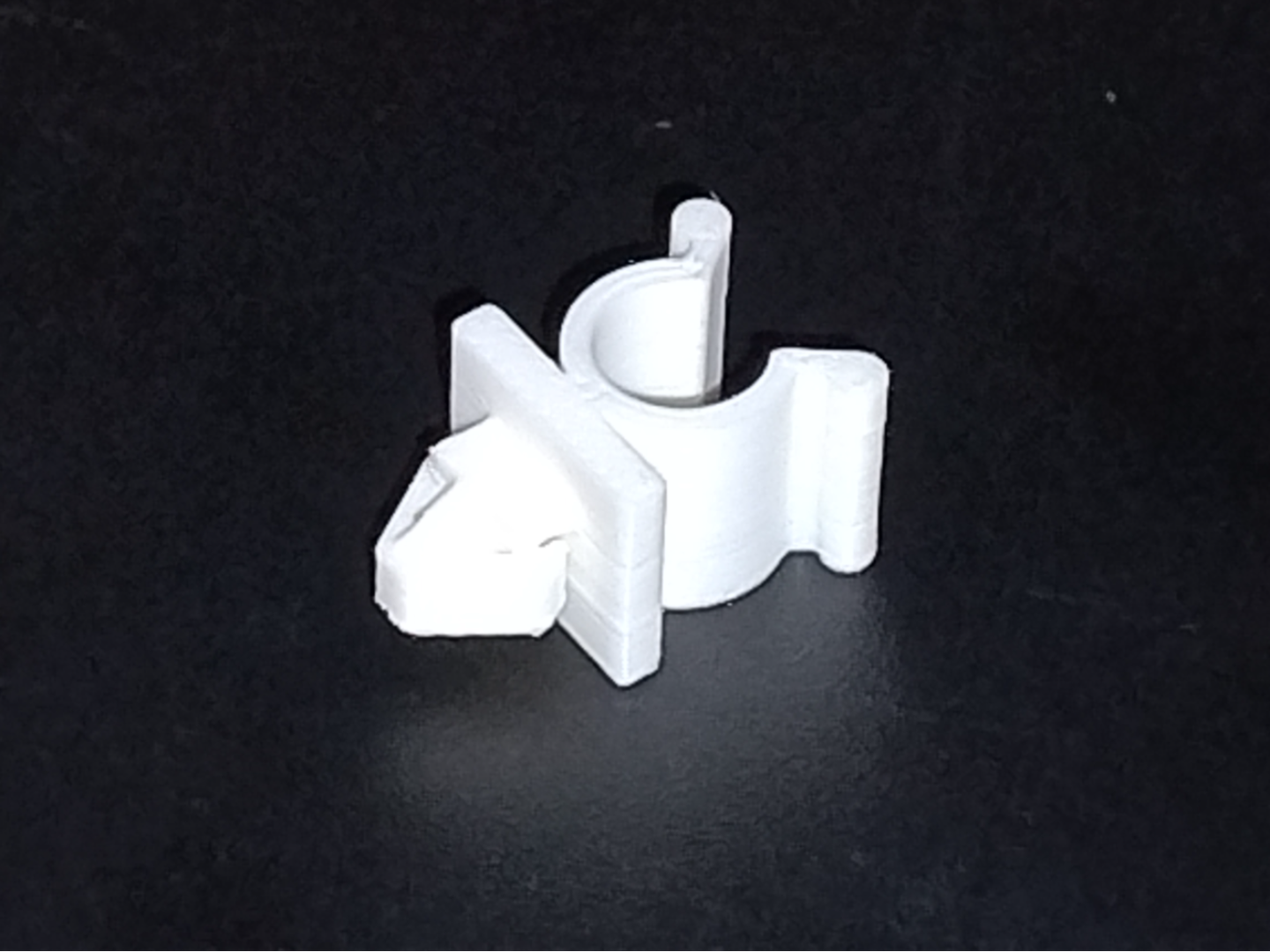 Nissan Hood / Bonnet Support Clip