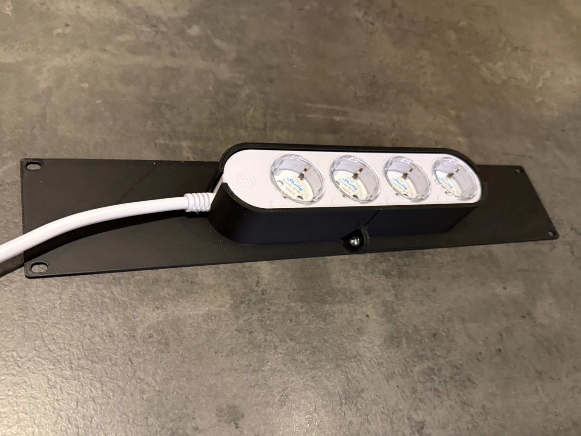 Rack-Mount Holder for Shelly Power Strip 4 (Gen4)