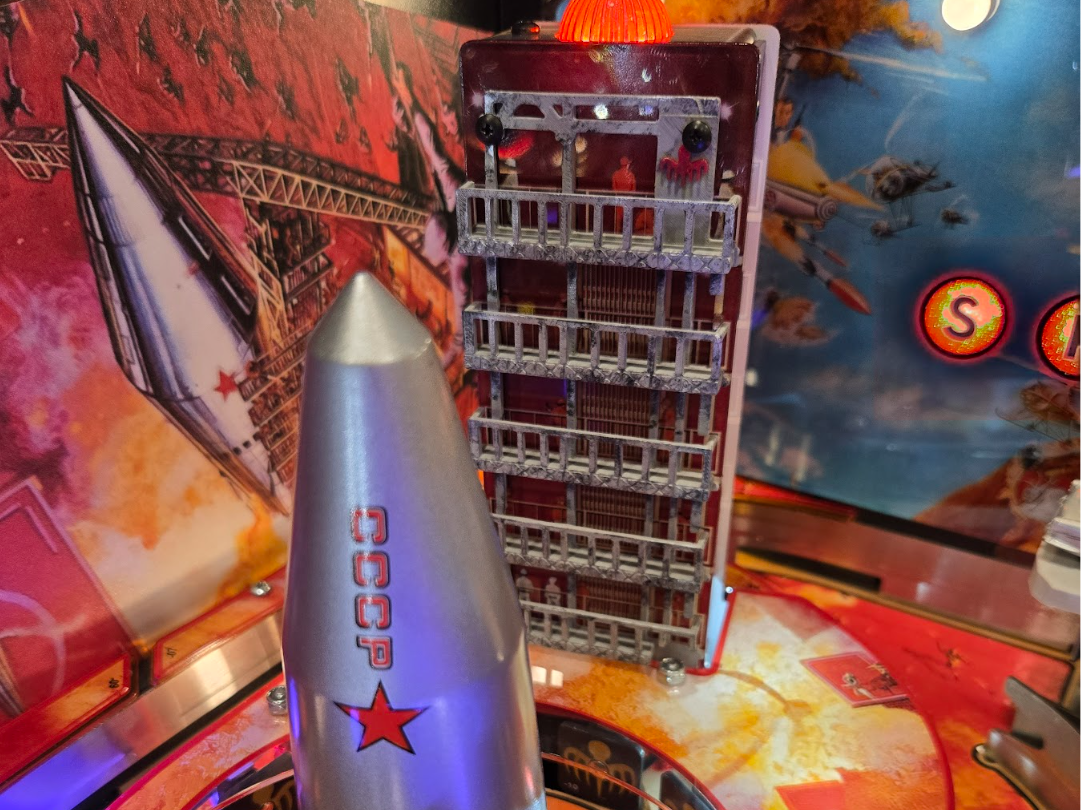 Stern Pinball James Bond PRO Tower Model