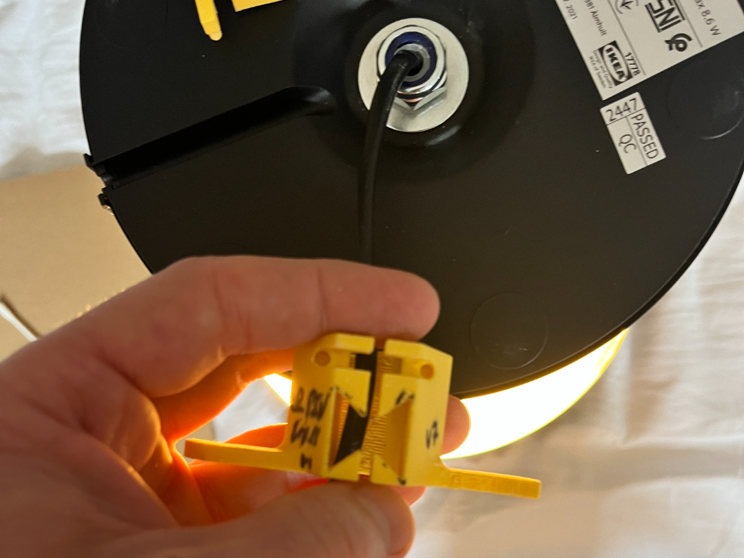19mm FingerTurn Socket (With Cable Passthru)