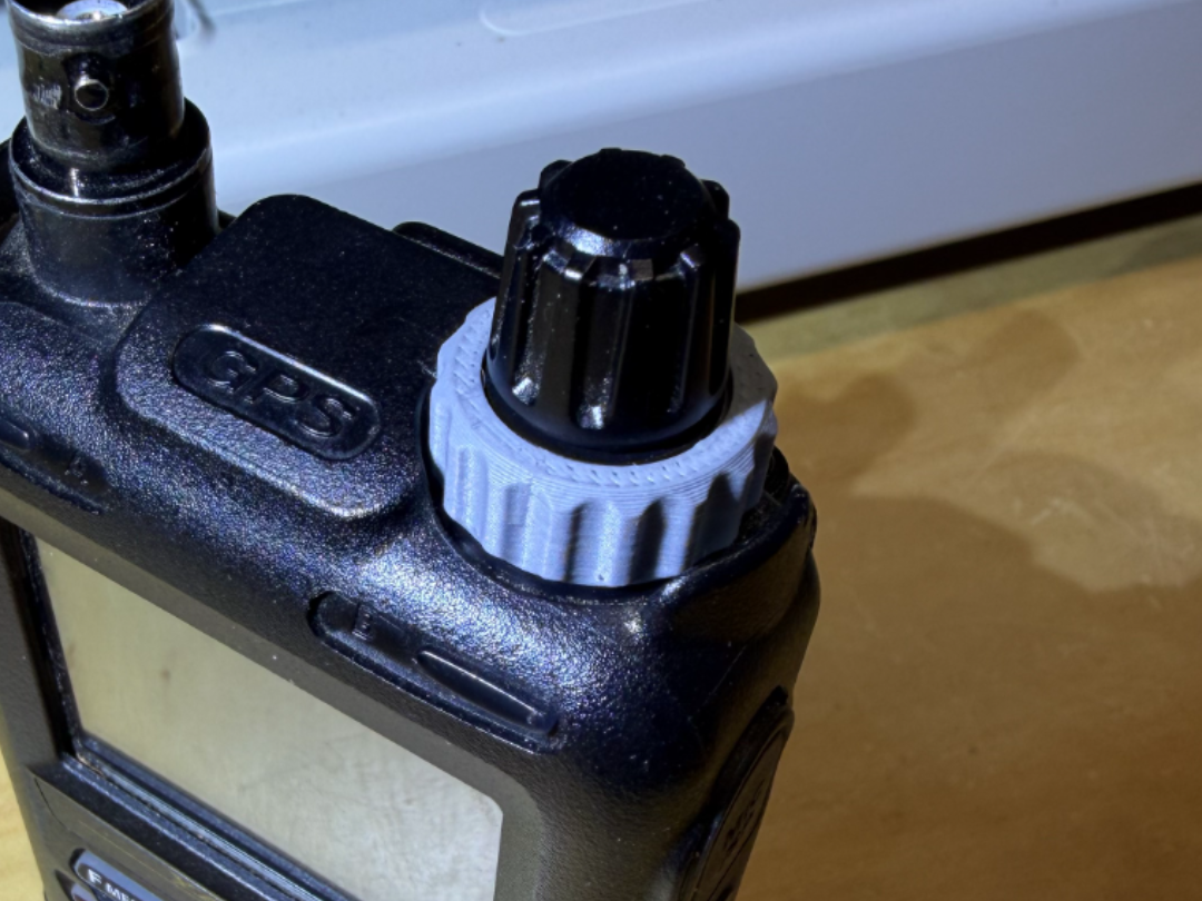 Yaesu FT5D Lower Knob