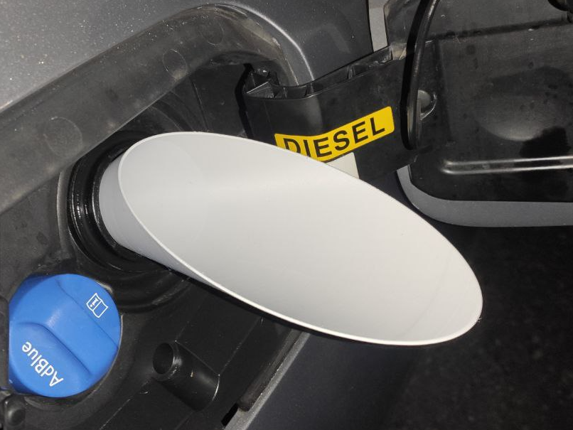 Diesel Tank Fuel Funnel 25mm