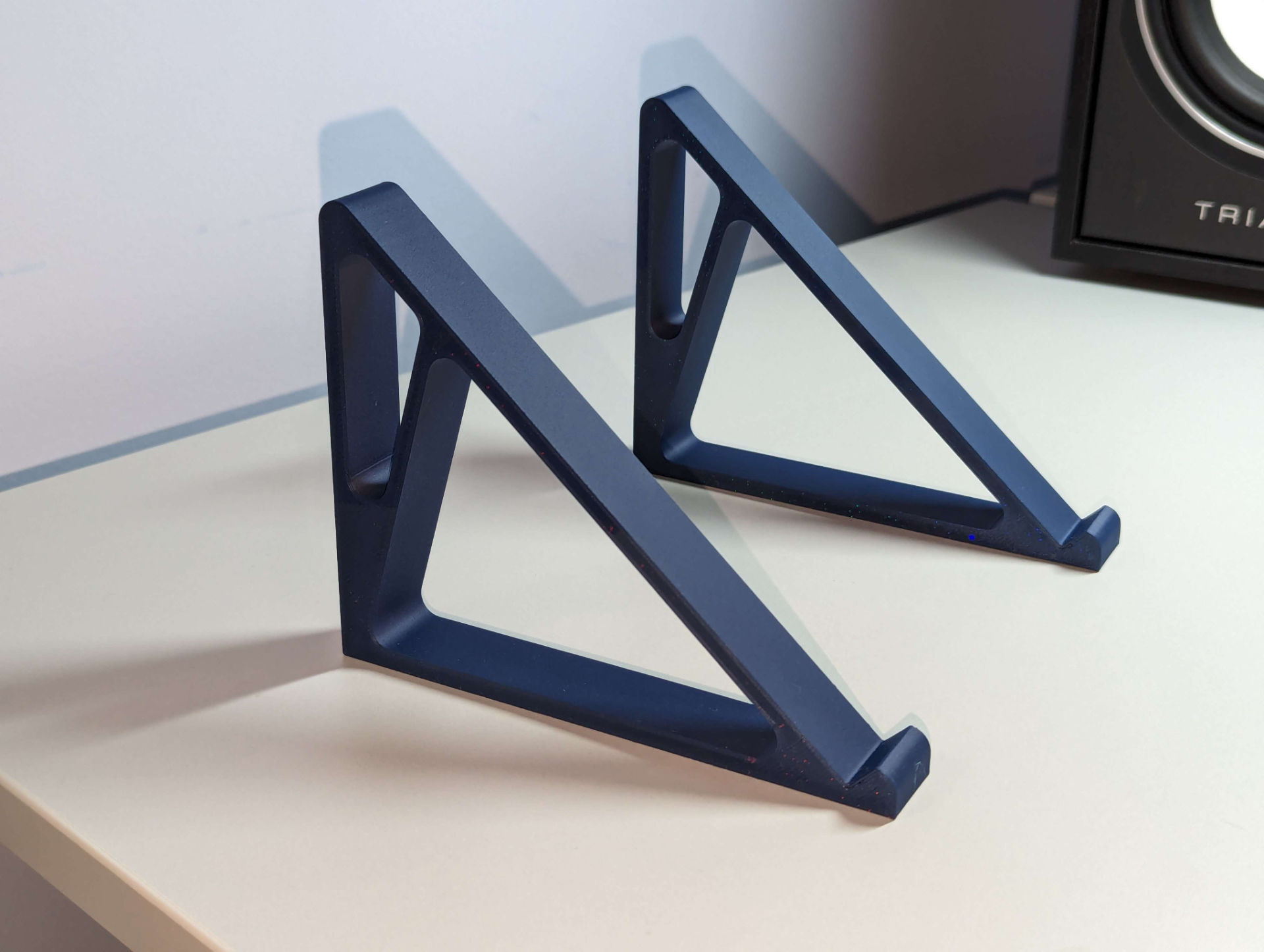 Simple Laptop Stand