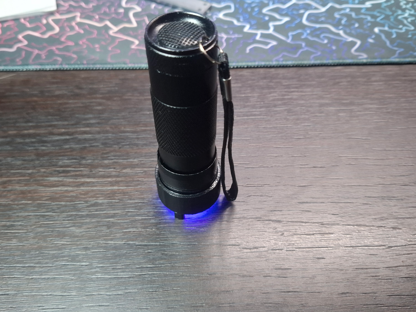 UV lamp stand