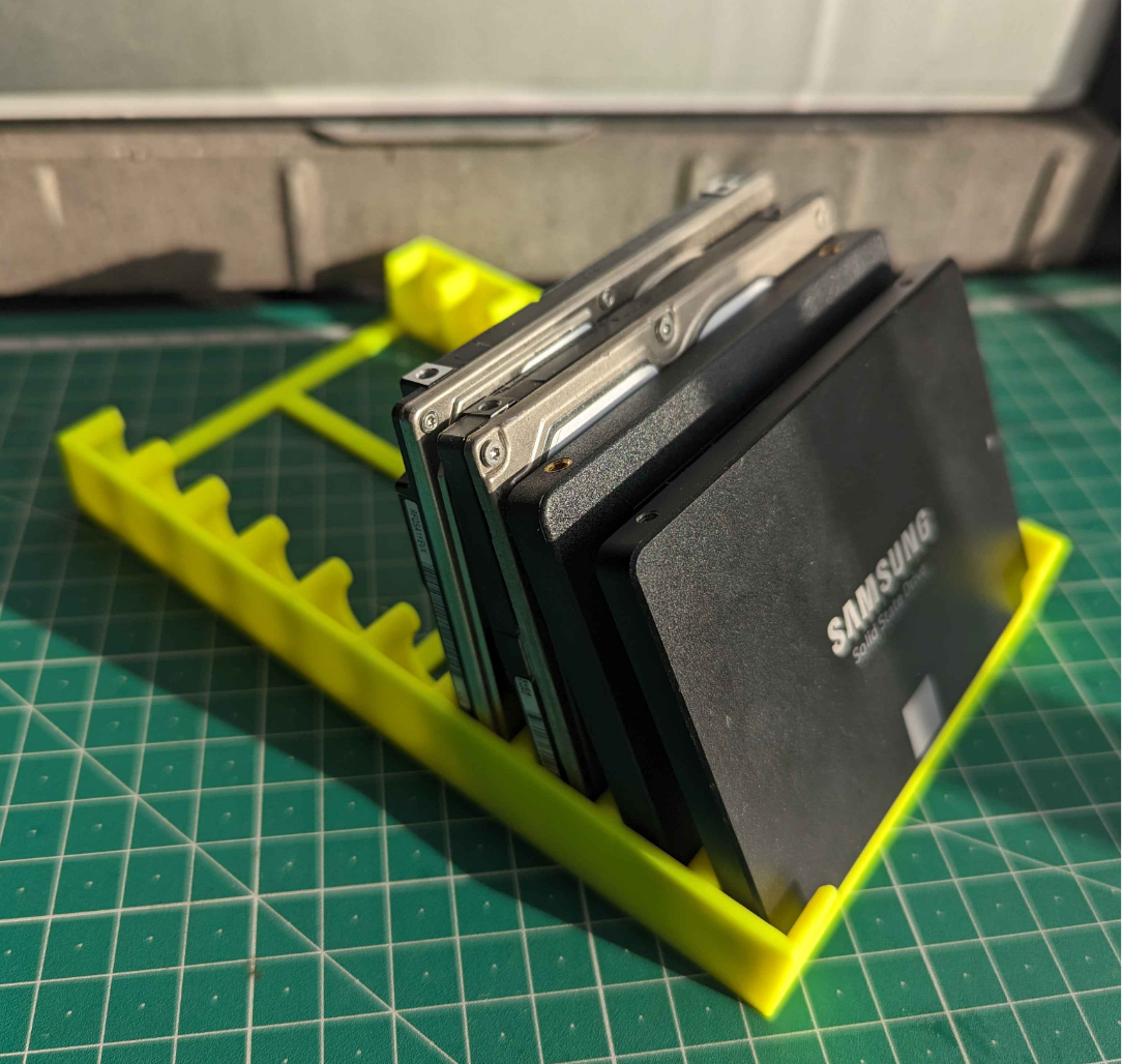 SSD Tray for 10x 2.5" Drives