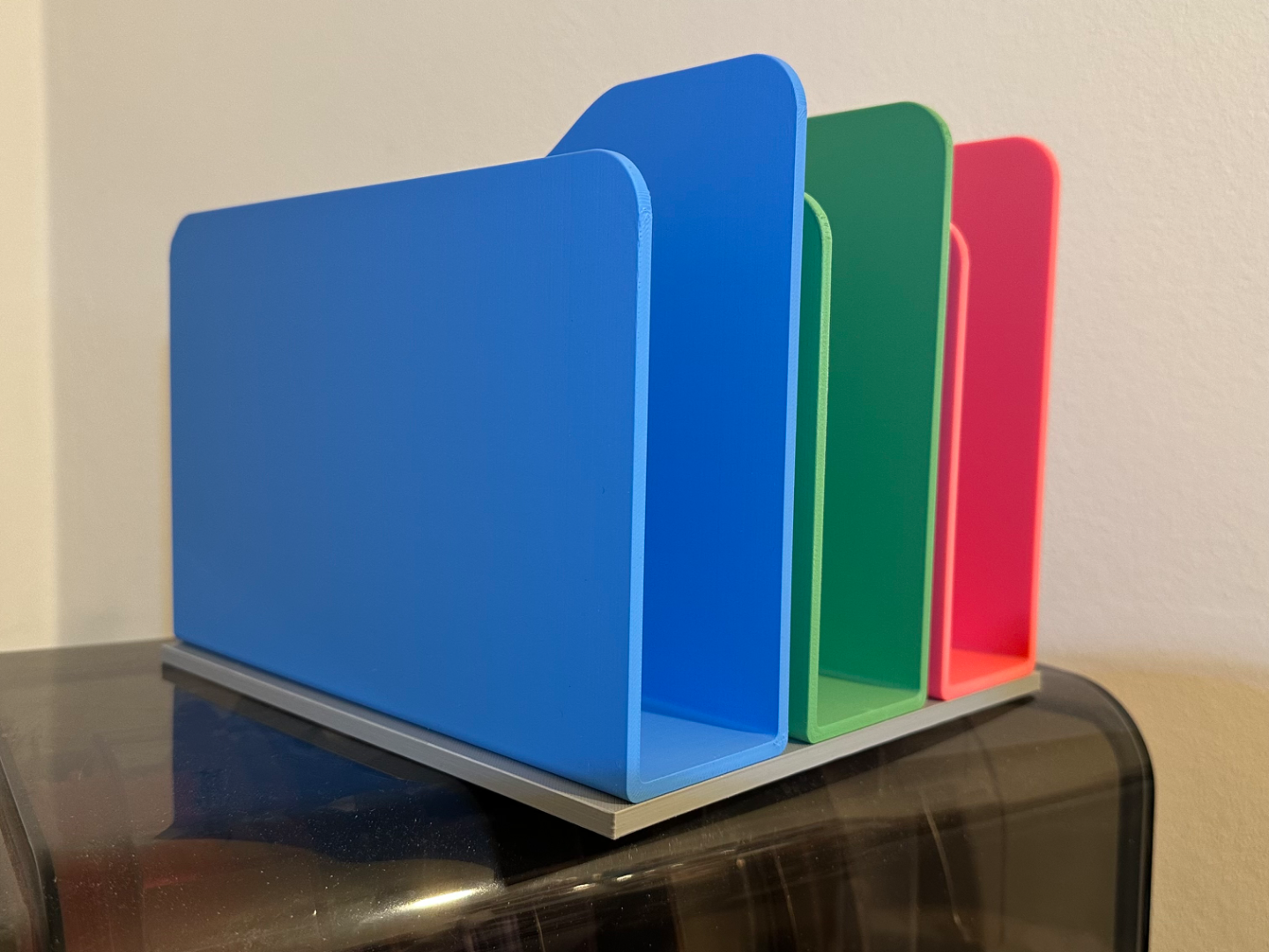 Folder desk documents organizer