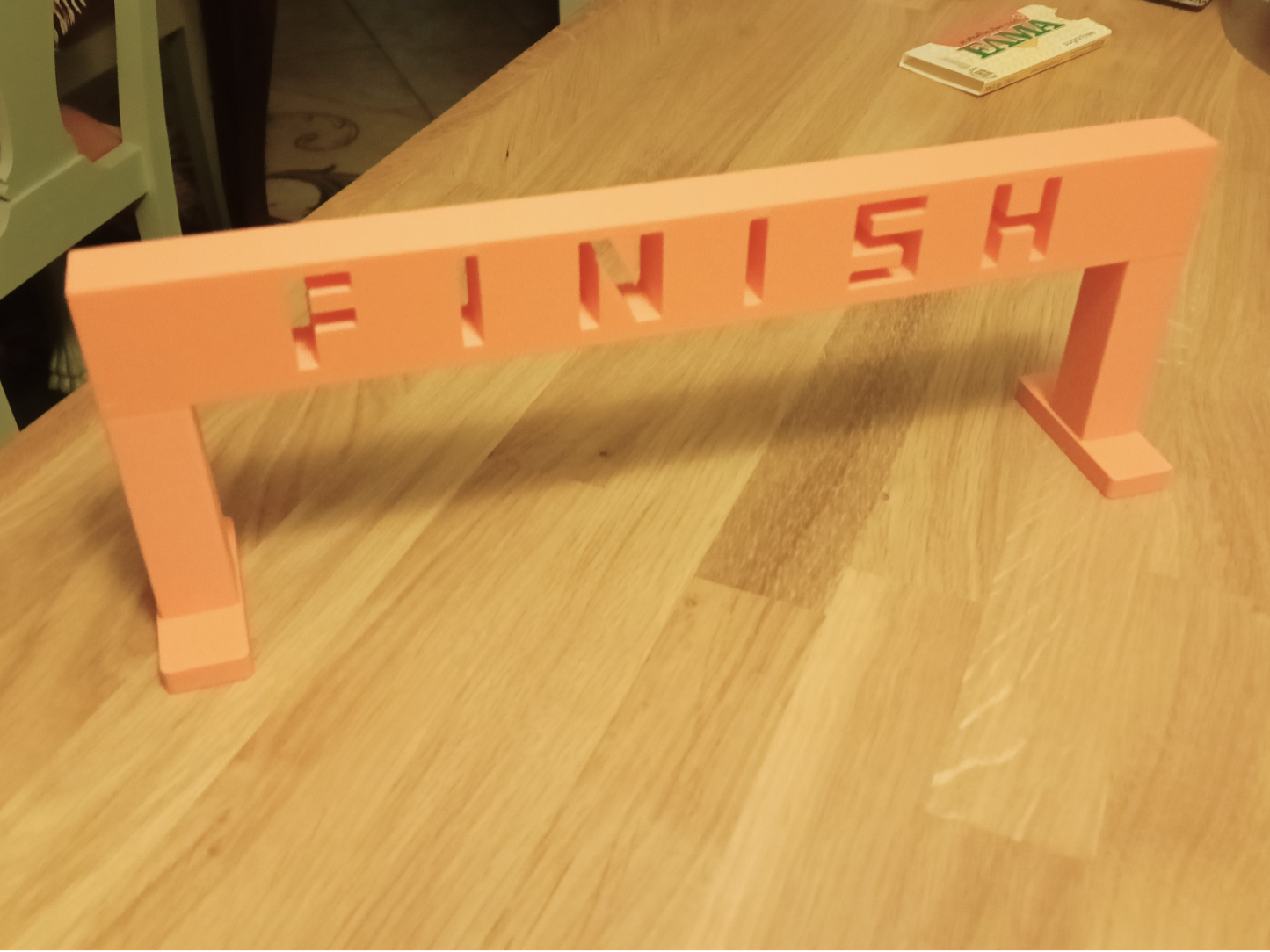 Finish stand