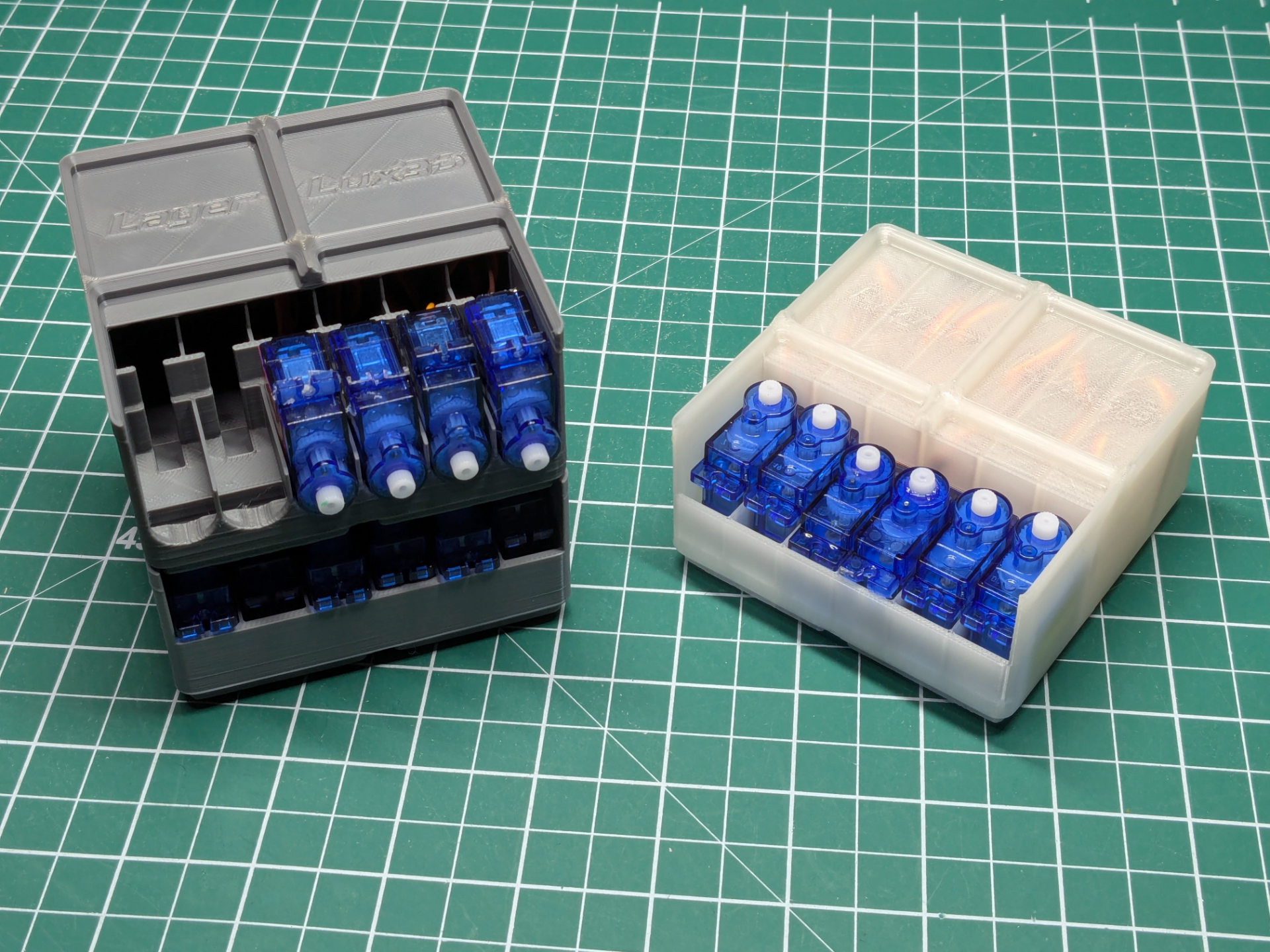 Stackable 9g Servo Holder for Gridfinity
