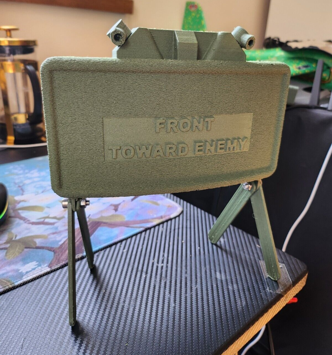 M18A1 Claymore Model Replica