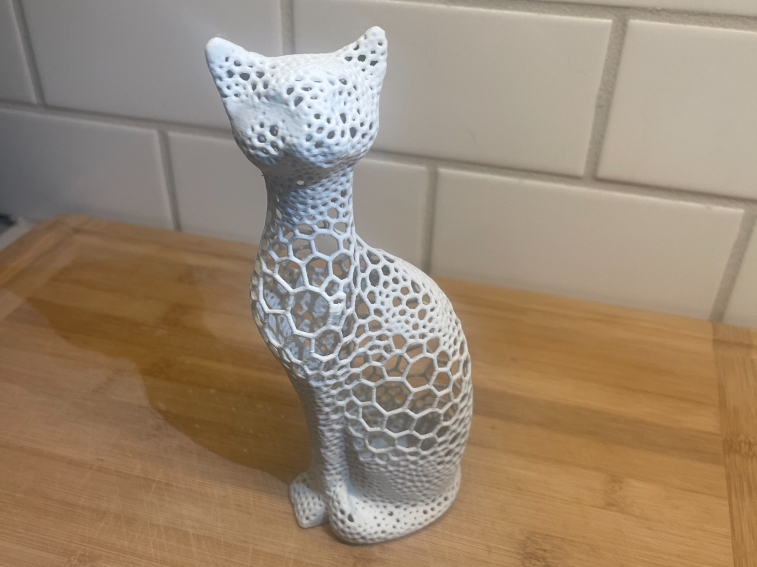 Cat Sculpture - Voronoi Pattern Style