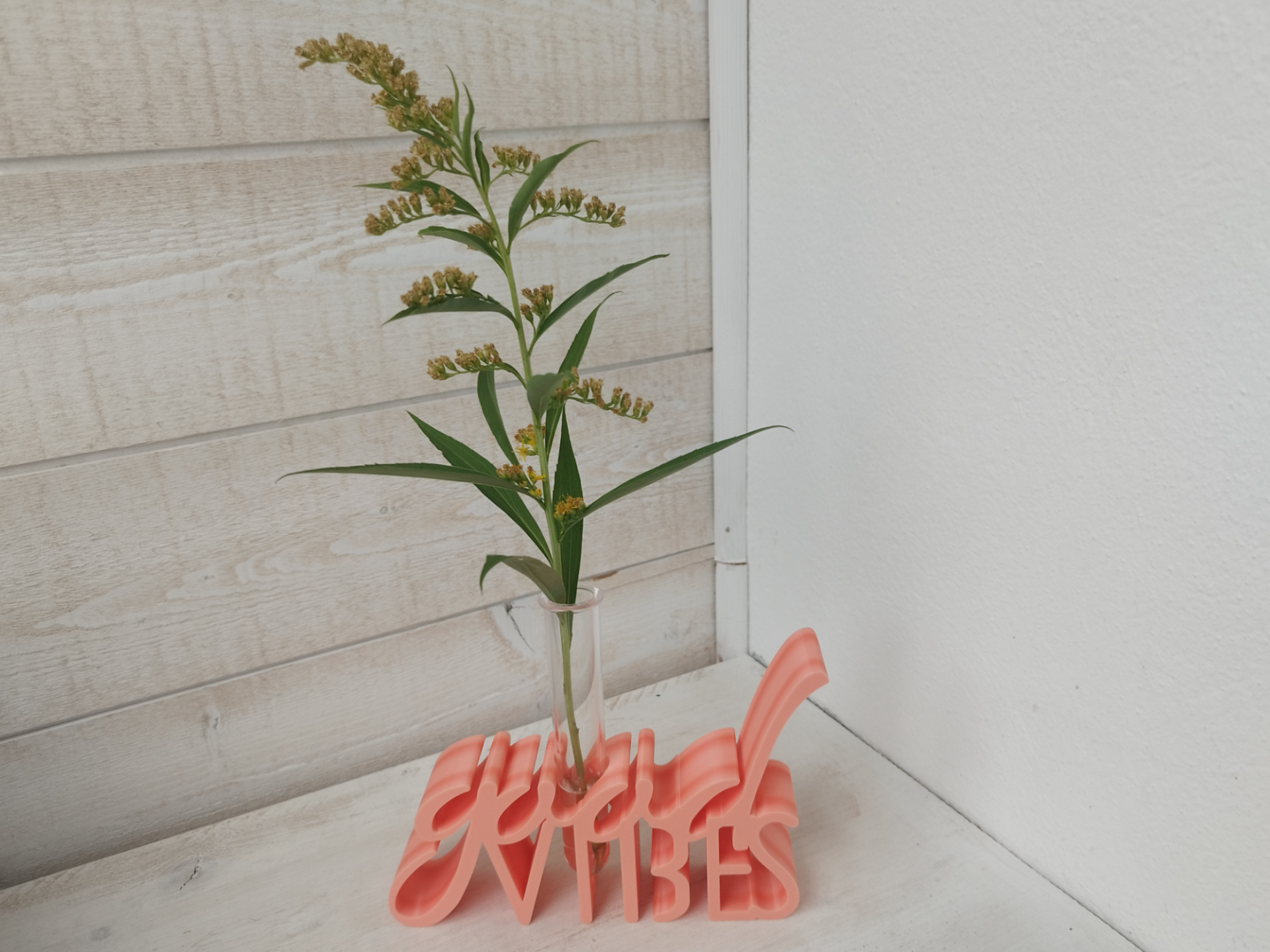 Vase Good Vibes avec tube à essai